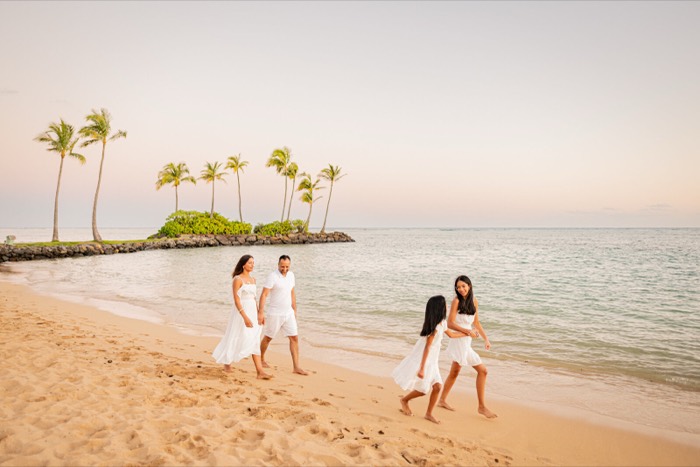 Family photo session in Kahala